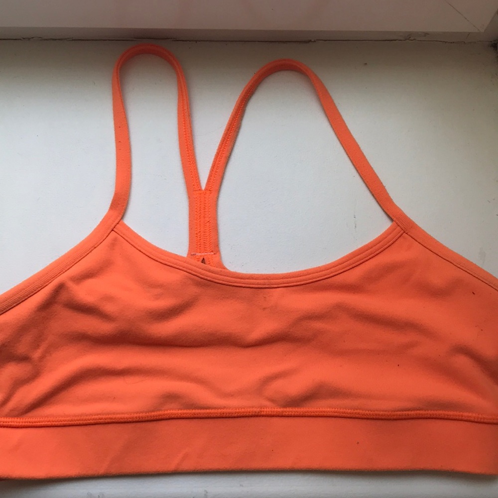 Lululemon size 4 crop top